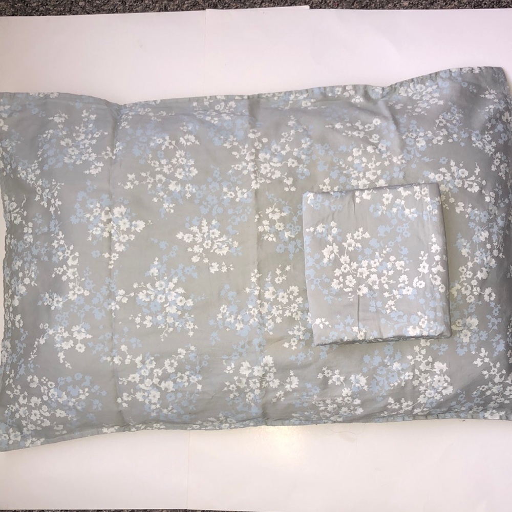 Queen Sham Pair